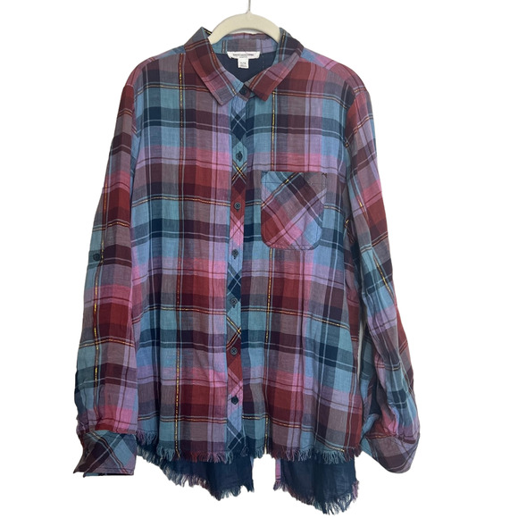 BeachLunchLounge Womens Button Up Shirt Large Blue Pink Plaid Frayed Hem Cotton - Picture 2 of 6